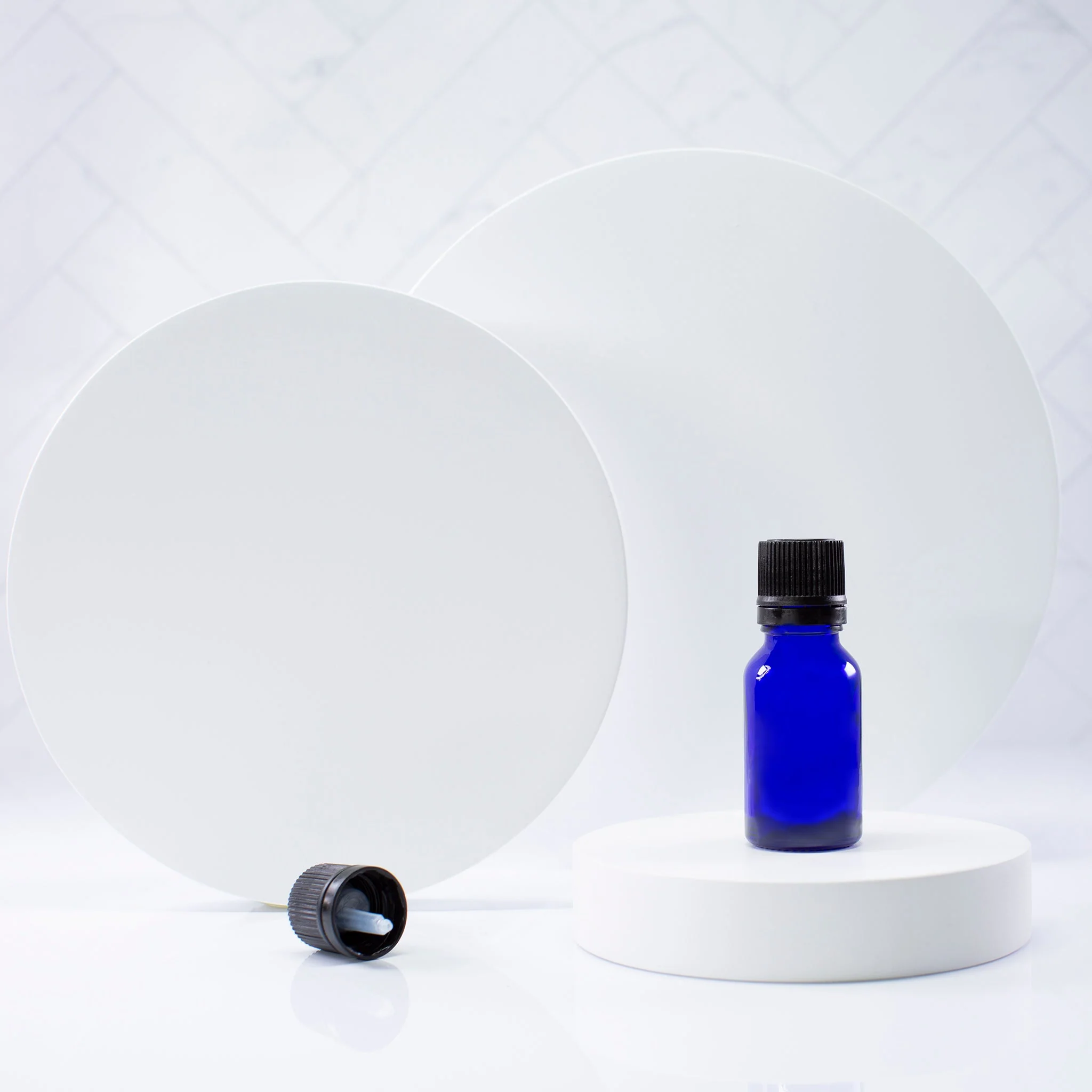 15 ml Blue Glass Essential Oil Bottle with 18-400 Neck - Image 5